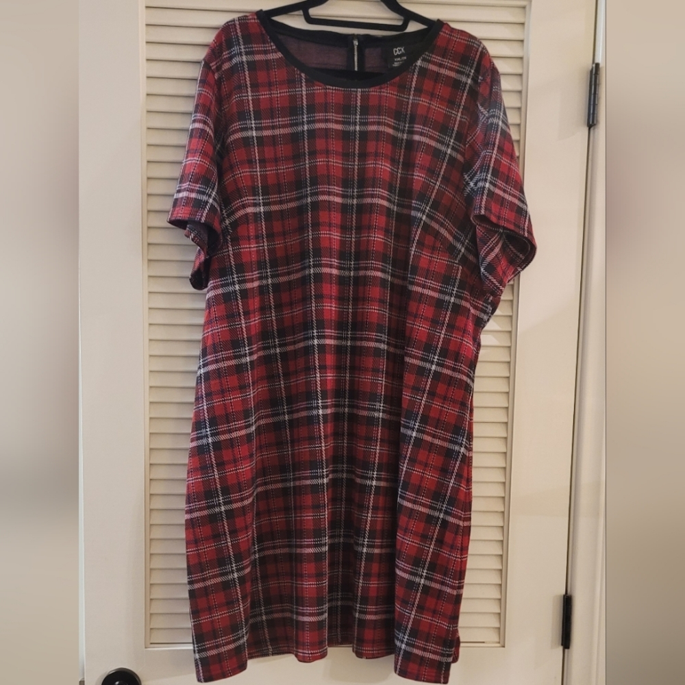 CCX- (Plus-Size) Plaid Short-Sleeve Round-Neck Dress With Back Zipper